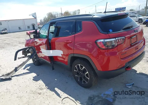 2021 Jeep Compass Trailhawk 4X4 из США, поврежденный, VIN 3C4NJDDB5MT591117